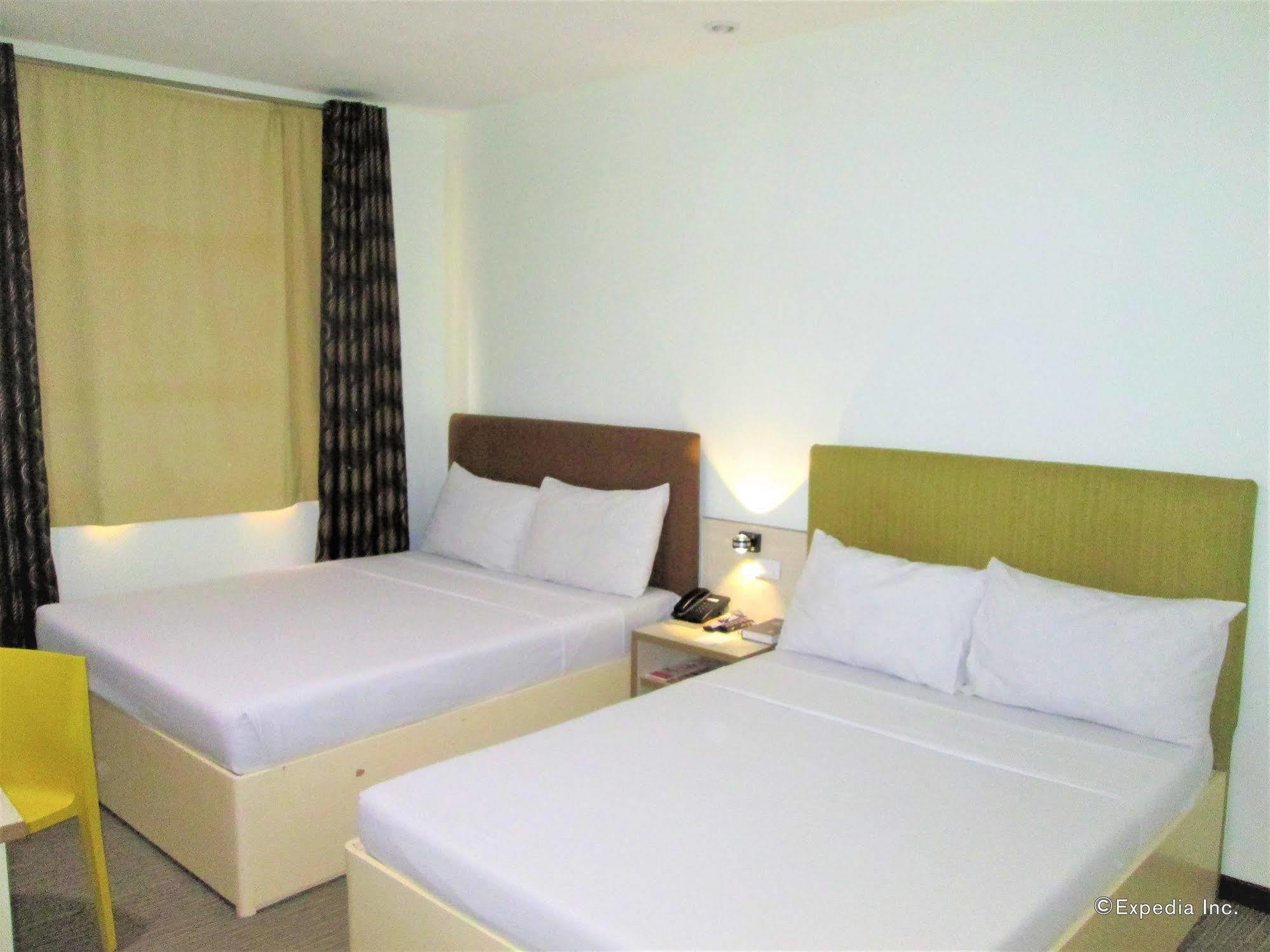 Marianne Suites Cagayan de Oro Exterior foto